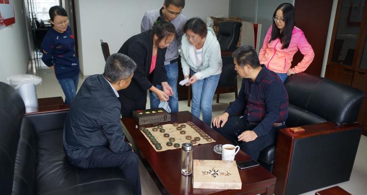 围剿技巧，棋逢敌手必须知道的关键（以象棋为例，教你如何打败对手）