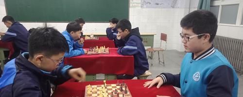 国际象棋一级考试技巧（从入门到精通，提高国际象棋水平）