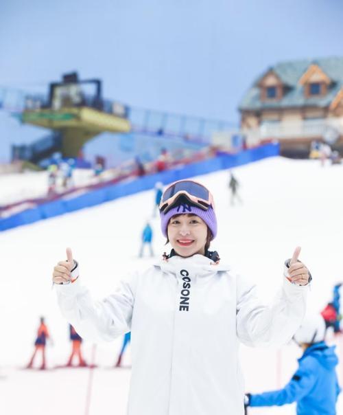 冬奥会自由式滑雪女子空中技巧晋级规则（挑战高难度动作，争夺冬奥会荣誉）