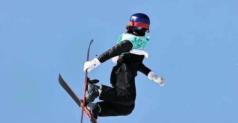 冬奥自由滑雪男子空中技巧（体育竞技新潮流）