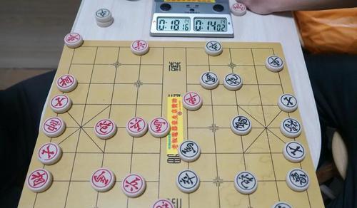 象棋开局技巧与走法（打好开局关键步骤）